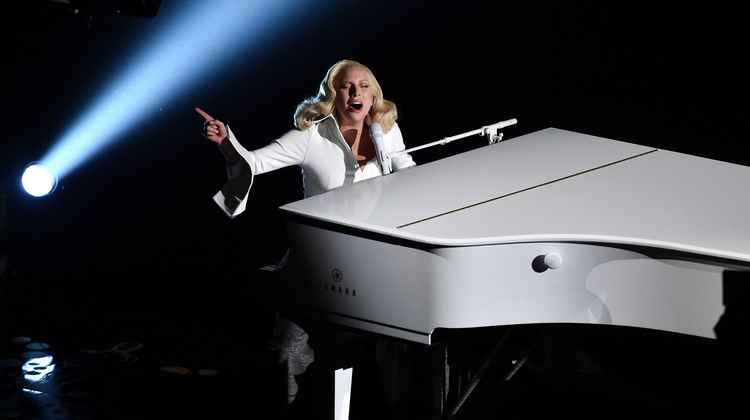 Escalada para protagonizar 'Nasce uma estrela', Lady Gaga quer ... - Portal Uai (liberação de imprensa) (Assinatura) (Blogue)