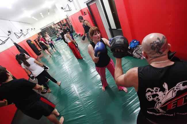 Centro de Treinamento no Carlos Prates oferece aulas para iniciantes e treinamento de atletas