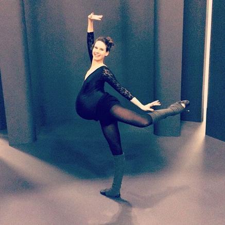 Bailarina que treinou Natalie Portman para 'Cisne Negro' continua danando aos 9 meses de gravidez