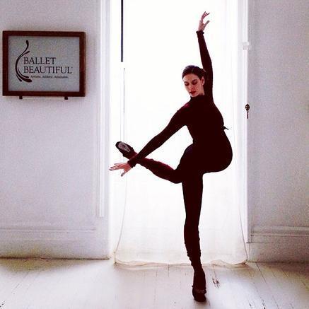 Bailarina que treinou Natalie Portman para 'Cisne Negro' continua danando aos 9 meses de gravidez