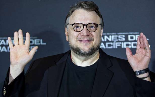 Círculo de Fogo: del Toro retoma monstros japoneses