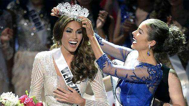 A concorrente brasileira foi eliminada na primeira fase do concurso de Miss  Universo. ao contrario da portuguesa que ficou nas 16 primeiras. A beleza  feminina decaiu no Brasil, ou a fama é