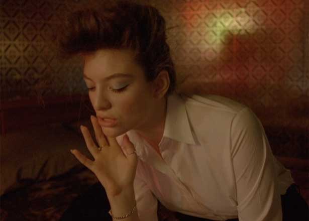 Lorde lança a faixa Yellow Flicker Beat do filme 'Jogos Vorazes: A  Esperança - Parte 1' 