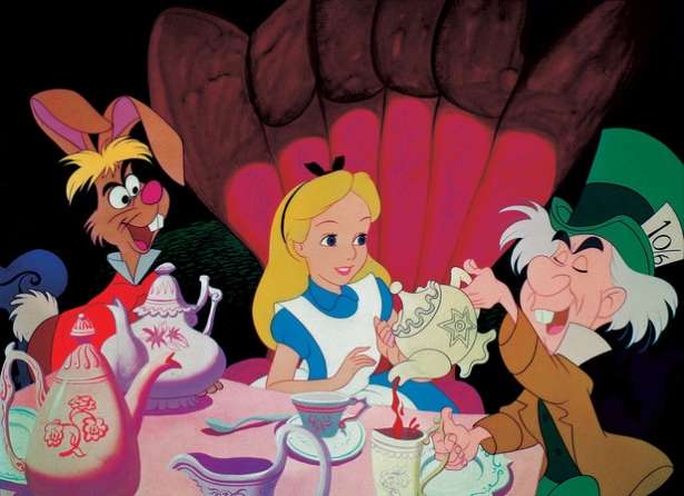 Alice no País das Maravilhas ( Lewis Carroll ) - Ri Happy