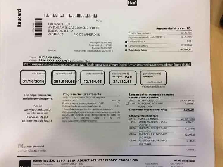 Segundo revista, fatura de cartão de crédito não pertence 