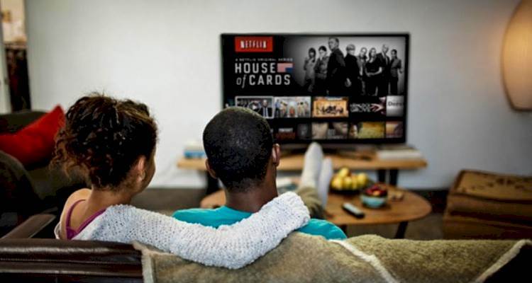 Brasil é o país mais 'infiel' do mundo no Netflix - Época Negócios