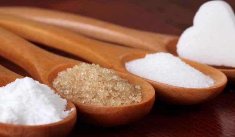 A&ccedil;&uacute;car, sal e gordura em excesso s&atilde;o inimigos da alimenta&ccedil;&atilde;o saud&aacute;vel - Uai  Sa&uacute;de