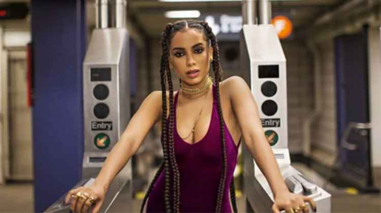 Nova etapa do projeto 'Checkmate', de Anitta, chega ao Recife